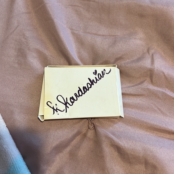 Kim Kardashian’s Workout Video Set of 4 w/bonus cards & autographed cards case - Picture 6 of 7